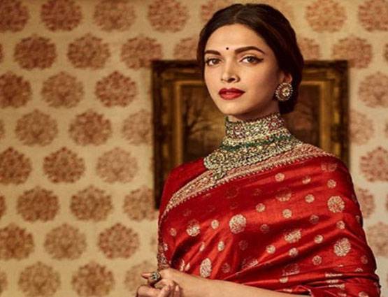 मां के किए जाते हैं 16 श्रृंगार, जानें किस श्रृंगार का क्या है मतलब