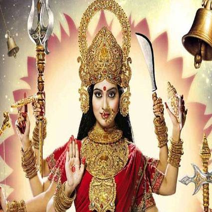 मां के किए जाते हैं 16 श्रृंगार, जानें किस श्रृंगार का क्या है मतलब