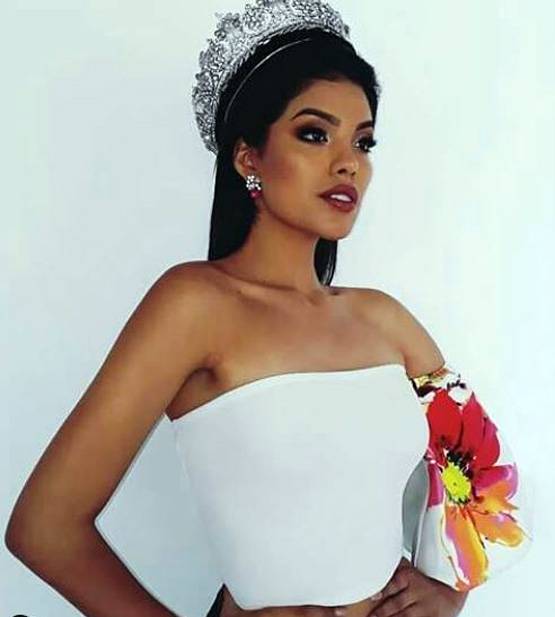 शराब पीकर उल्टी करने का वीडियो वायरल, मिस पेरू से छिना ताज