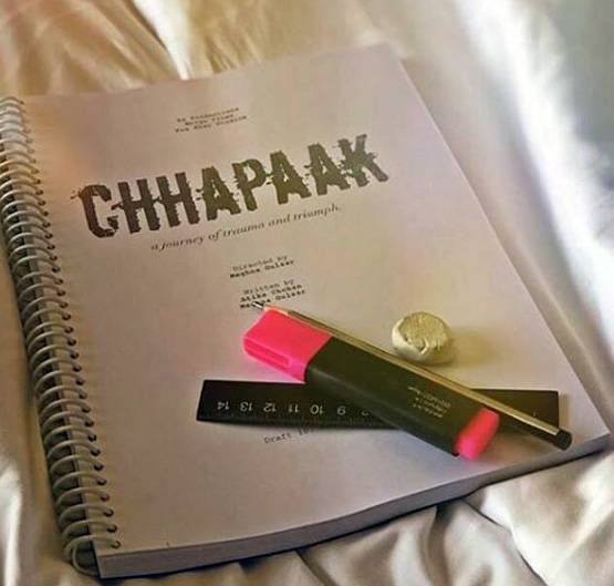 छपाक: लक्ष्मी अग्रवाल के लुक में सेट पर दीपिका, नहीं पहचान पाए लोग