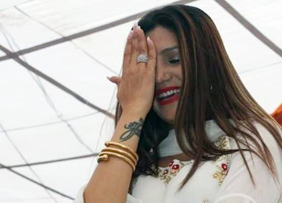 सपना चौधरी का देसी अवतार, नई तस्वीरों में दिखीं गाय के साथ