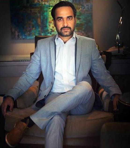 पंकज त्रिपाठी के नए सी फेसिंग घर में खटिया, सामने आई तस्वीर