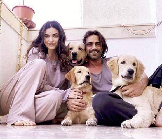 दोबारा पिता बनेंगे अर्जुन रामपाल, शेयर की गर्लफ्रेंड के बेबी बंप की फोटो