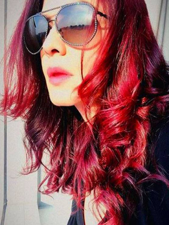 47 की उम्र में सेल्फीक्वीन हैं पूजा भट्ट, तस्वीरों में देखें लुक