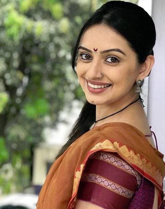 एक्ट्रेस की आपबीती: फिल्म के बदले निर्माता ने कहा था- 'एक रात सोना पड़ेगा'