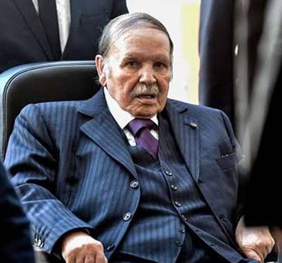 देश के वो CM और PM, जो सबसे ज्यादा समय तक कुर्सी पर रहे काबिज