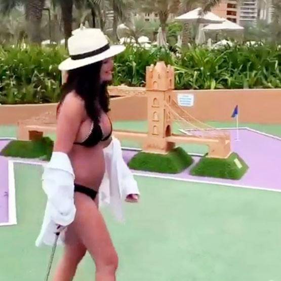 बॉयफ्रेंड संग इस अंदाज में नजर आईं एमी जैक्सन, दिख रहा बेबी बंप