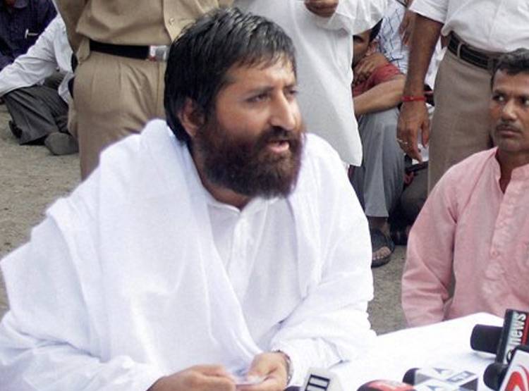 नारायण साईं की कलंक कथा, प्रवचन की आड़ में मिटाता था हवस