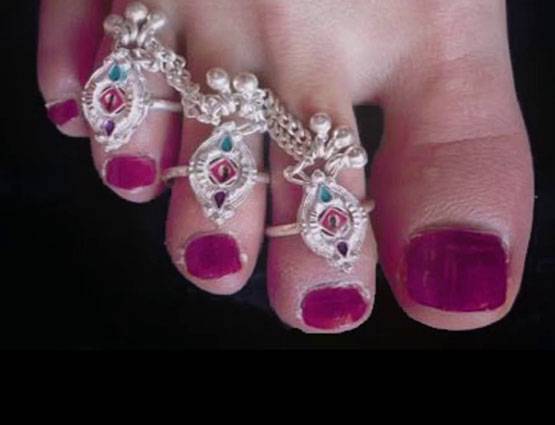 मां के किए जाते हैं 16 श्रृंगार, जानें किस श्रृंगार का क्या है मतलब