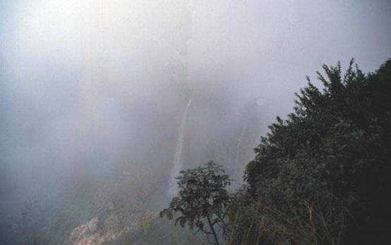 गर्मी की छुट्टियों में घूमने के लिए ये हैं 32 सबसे शानदार जगह