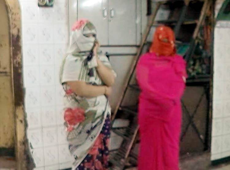 GB रोड के कोठों से पोलिंग बूथ तक की कहानी, रौंगटे खड़े कर देगी सच्चाई