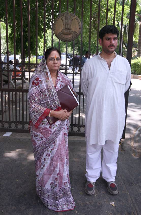 एनडी तिवारी के बेटे की मौत, तस्वीरों में देखें कैसी थी उनकी जिंदगी