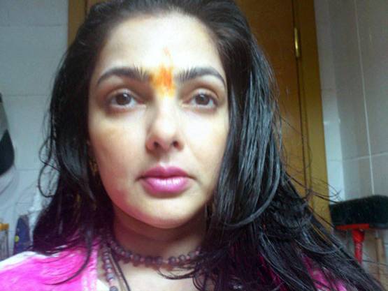 अंडरवर्ल्ड से लेकर ड्रग्स तस्करी तक, ऐसे विवादों में रहीं ममता कुलकर्णी