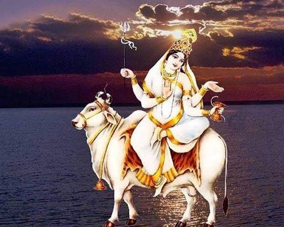 इन 9 भोगों से नवरात्रि में प्रसन्न करें माता के 9 स्वरूप