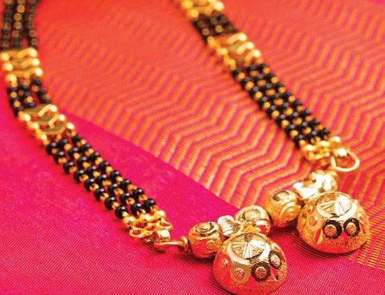 मां के किए जाते हैं 16 श्रृंगार, जानें किस श्रृंगार का क्या है मतलब