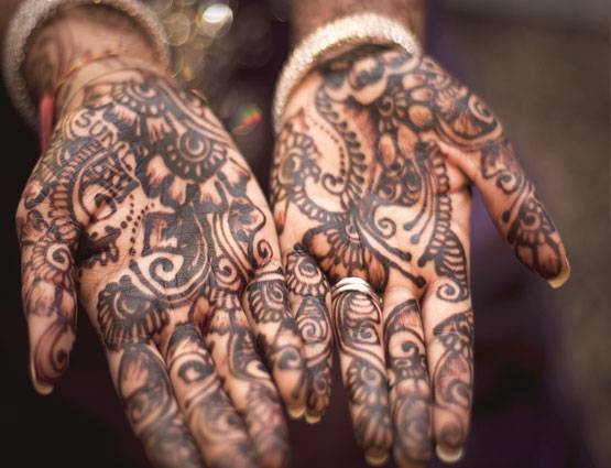 मां के किए जाते हैं 16 श्रृंगार, जानें किस श्रृंगार का क्या है मतलब