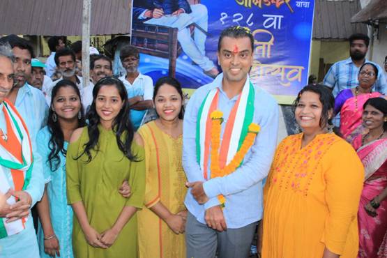 अनिल पर राहुल का प्रहार, मुकेश अंबानी को भाया कांग्रेसी उम्मीदवार