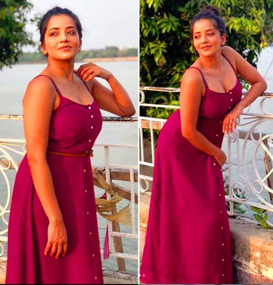 भोजपुरी एक्ट्रेस मोनालिसा ने बाथटब में दिया पोज़, वायरल हो रहीं तस्वीरें