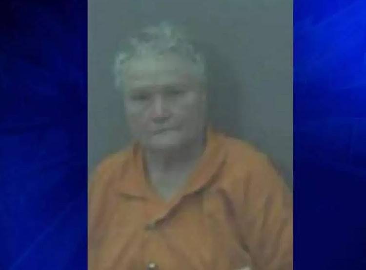 ब्लू फिल्म देखता था पति, पत्नी ने गोली मारकर कर दी हत्या