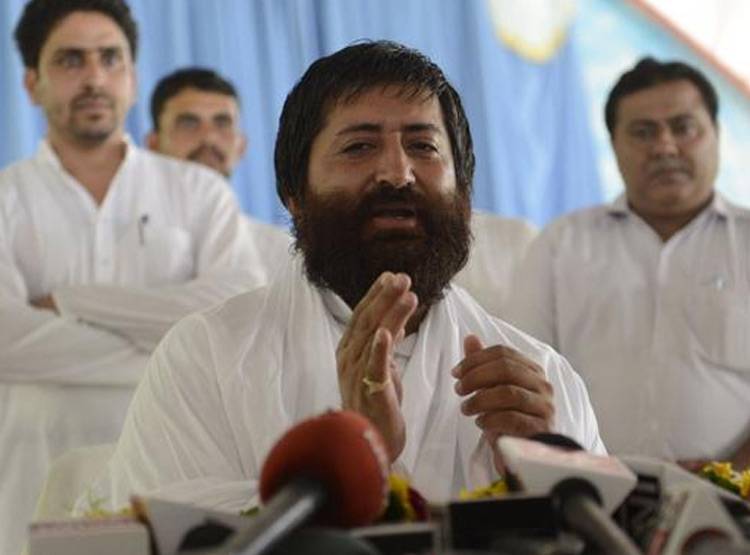 नारायण साईं की कलंक कथा, प्रवचन की आड़ में मिटाता था हवस