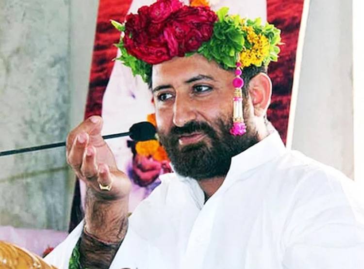 नारायण साईं की कलंक कथा, प्रवचन की आड़ में मिटाता था हवस