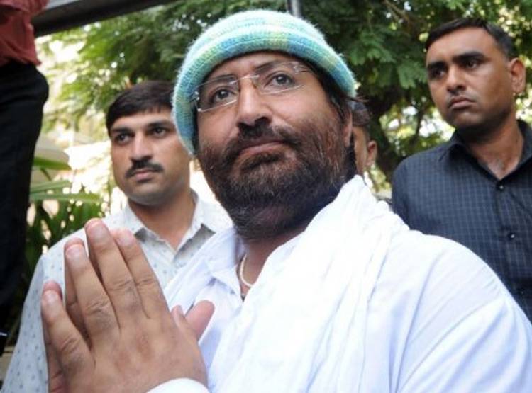 नारायण साईं की कलंक कथा, प्रवचन की आड़ में मिटाता था हवस