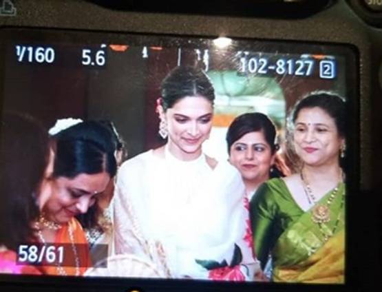 शादी में दिखी दीपिका पादुकोण-रणवीर की जोड़ी, वायरल हैं तस्वीरें