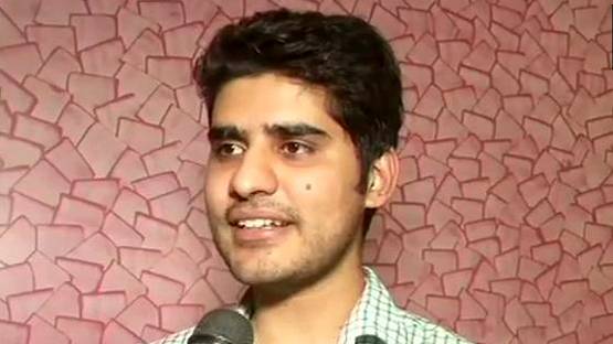 UPSC टॉपर ने कहा- GF ने की मदद, लोग बोले- इसके लिए हिम्मत चाहिए