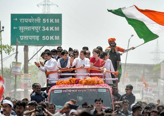 जब कैमरे में कैद हुए प्रियंका गांधी के बच्चे, 10 PHOTOS में देखें