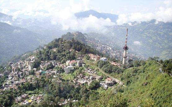 गर्मी की छुट्टियों में घूमने के लिए ये हैं 32 सबसे शानदार जगह