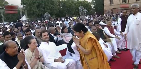 15 तस्वीरों में देखें पीएम मोदी के शपथ समारोह के बेस्ट मोमेंट