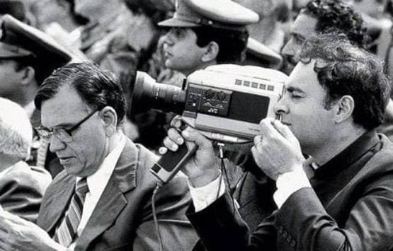 "Accidental प्राइम मिनिस्टर": मां की हत्या के दिन ली थी PM की शपथ