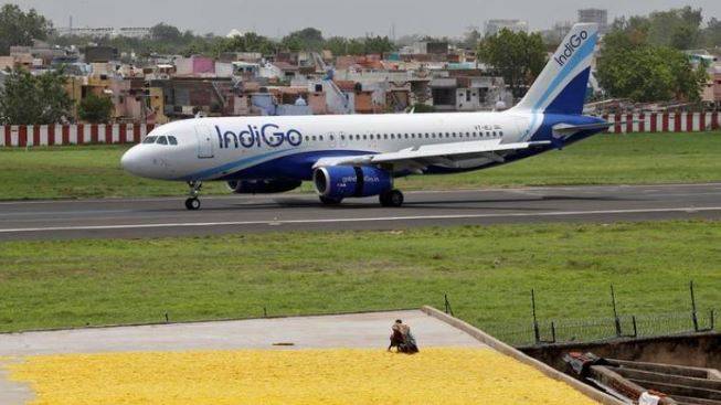 इंडिगो एयरलाइन की 'समर सेल', महज 999 रुपये में भरें उड़ान
