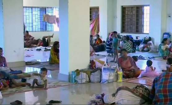 4 राज्यों में तू'फानी' खतरा, देखें प्रभावित इलाकों की तस्वीरें