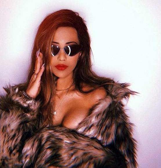 ब‍िंदास हैं रामानंद सागर की पोती, वायरल हो रहा 'बोल्ड फोटोशूट'