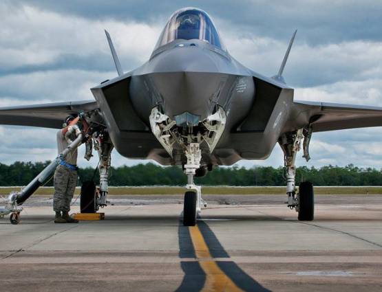 जानें F-21 फाइटर की खासियत, जिसे US सिर्फ भारत को देना चाहता है