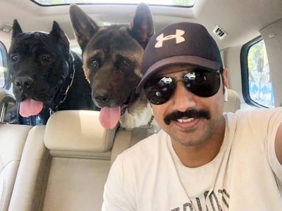 बचपन में बर्तन धोता था ये बंगाली सुपरस्टार, अब जीता है ऐसी लाइफ