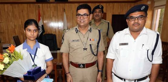 ISC परीक्षा में हासिल किए 99.25%, अब ये लड़की 1 दिन के लिए बनी DCP