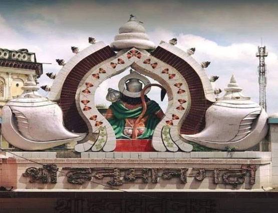 अयोध्या: हनुमान गढ़ी के महंत चुनाव में क्यों नहीं डाल पाते वोट?