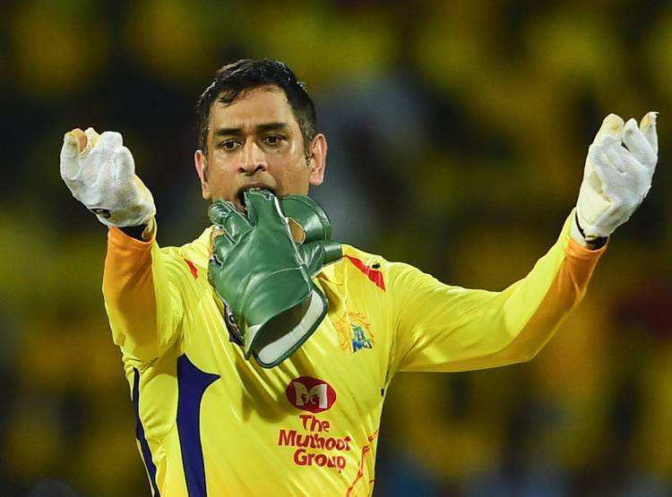 धोनी की बुजुर्ग टीम के सामने अय्यर के युवा, जानें कौन किस पर भारी