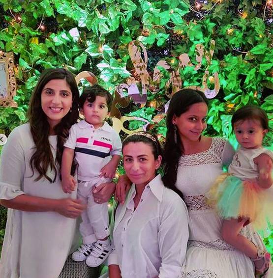 ईशा देओल की बेबी शावर पार्टी, गर्ल गैंग संग किया सेलिब्रेट