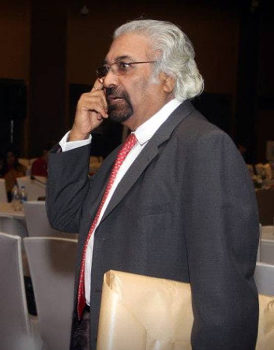 कभी 84 दंगे तो कभी पुलवामा पर विवादित बयान, कौन हैं सैम पित्रोदा?