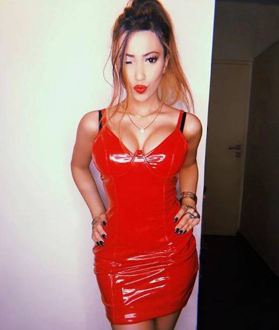 ब‍िंदास हैं रामानंद सागर की पोती, वायरल हो रहा 'बोल्ड फोटोशूट'