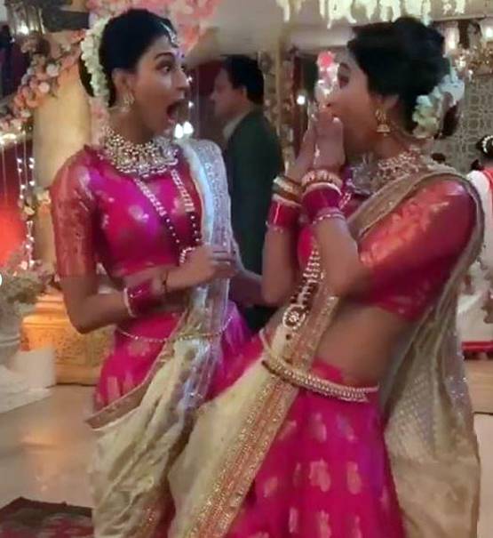 क्या हिना और एरिका की हुई दोस्ती? मस्ती करती आईं नजर