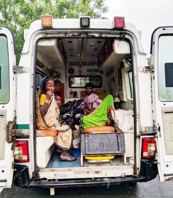 4 राज्यों में तू'फानी' खतरा, देखें प्रभावित इलाकों की तस्वीरें