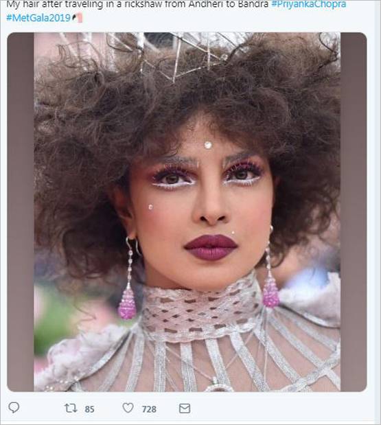 Funny: केटी पेरी की लाइट वाली ड्रेस, केजरीवाल ने यूं काट दी बिजली