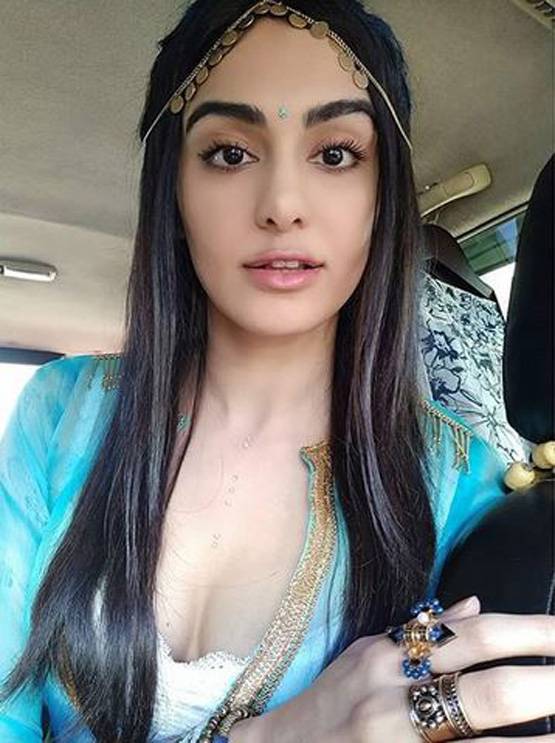 अदा शर्मा ने अपनी अगली फिल्म के लिए कराया न्यूड फोटोशूट! तस्वीरें वायरल