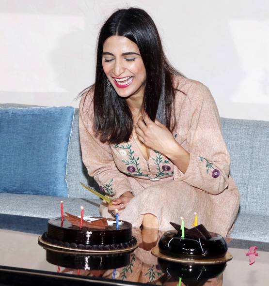 आहना ने बर्थडे पर मांगी दुआ- भगवान मेरी सारी फिल्में ऐसे ही हाउसफुल रहें