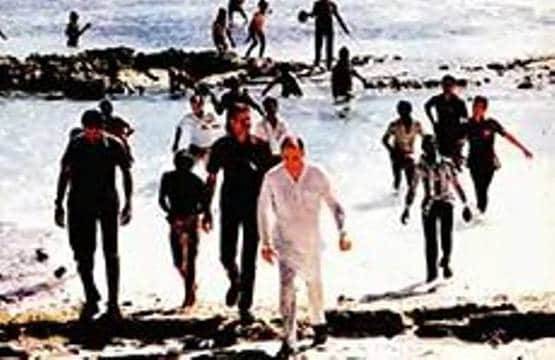 पूर्व नेवी कमांडर ने बताई राजीव गांधी की INS विराट पर छुट्टी की पूरी कहानी