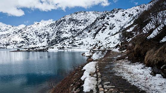 मई में घूमने के लिए सबसे शानदार हैं ये 12 जगहें!